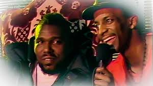 Africa Bambaataa à droite et Sidney à gauche dans l'émission H.I.P. H.O.P.